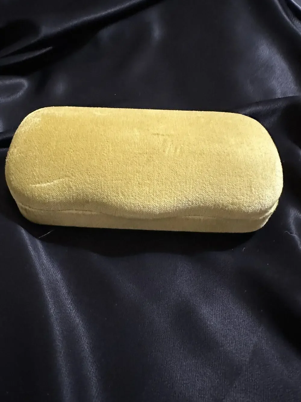 New Authentic GUCCI Lime Green Velvet Sunglasses Eyeglasses Case Cleaning Cloth